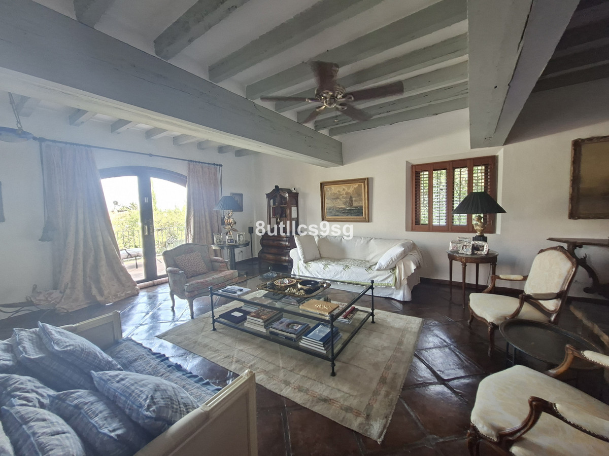 Te koop Vrijstaande Villa Costa Del Sol Aloha € 2.495.000,-