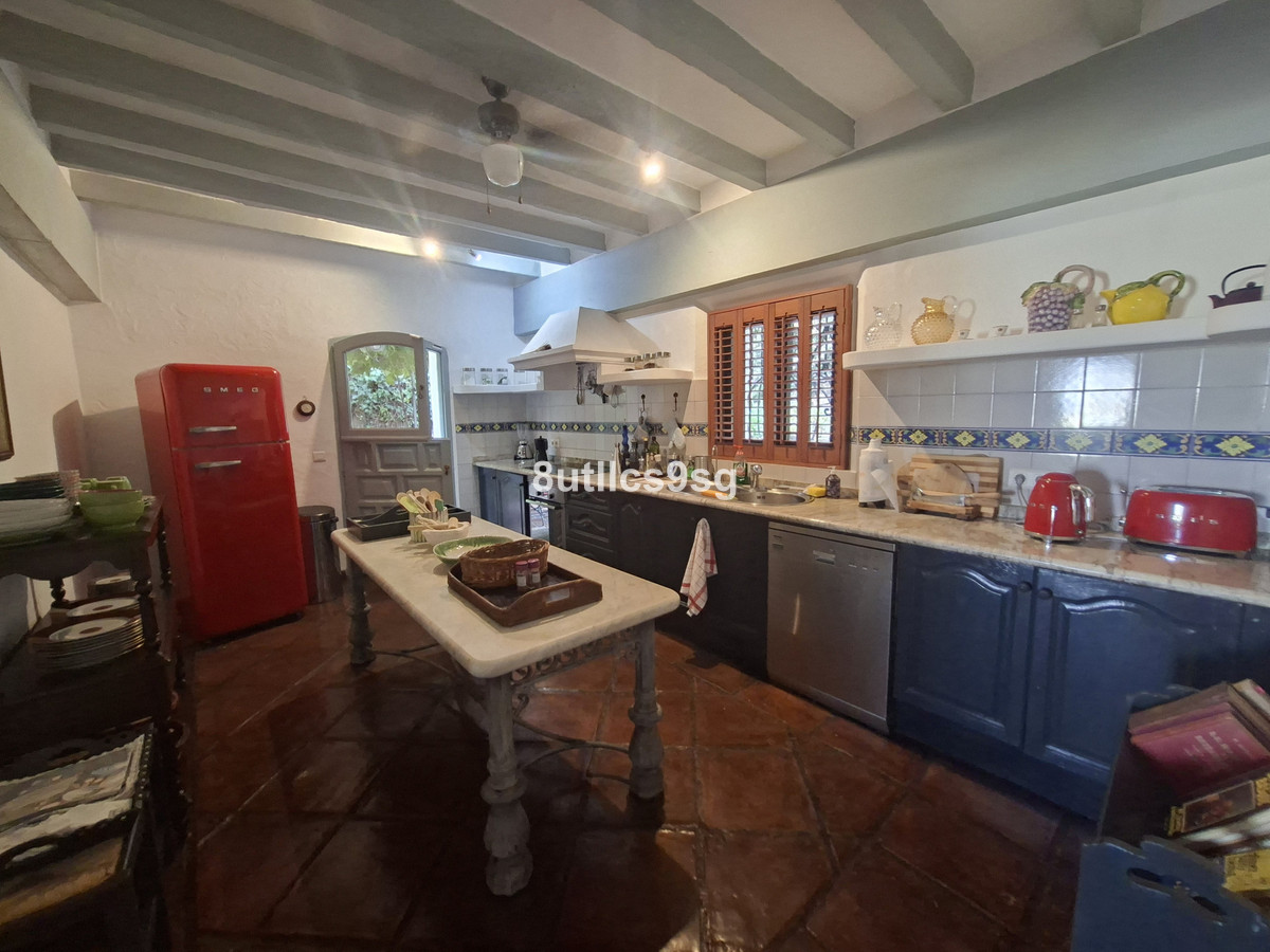 Te koop Vrijstaande Villa Costa Del Sol Aloha € 2.495.000,-