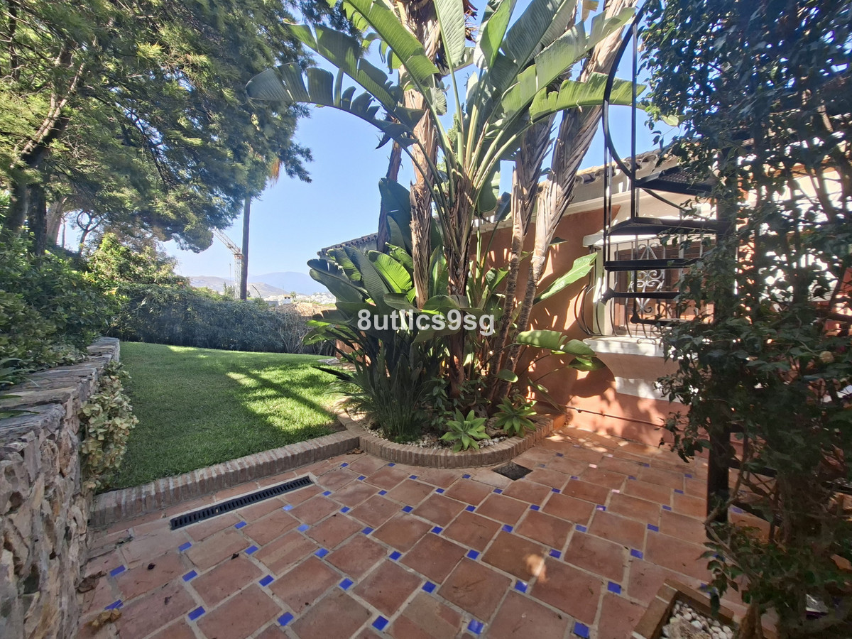 Te koop Vrijstaande Villa Costa Del Sol Aloha € 2.495.000,-