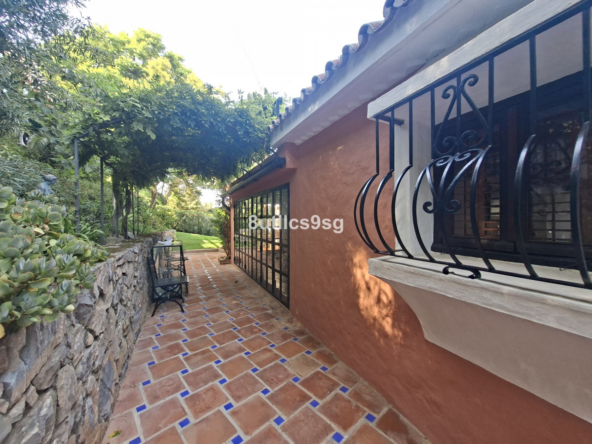 Te koop Vrijstaande Villa Costa Del Sol Aloha € 2.495.000,-