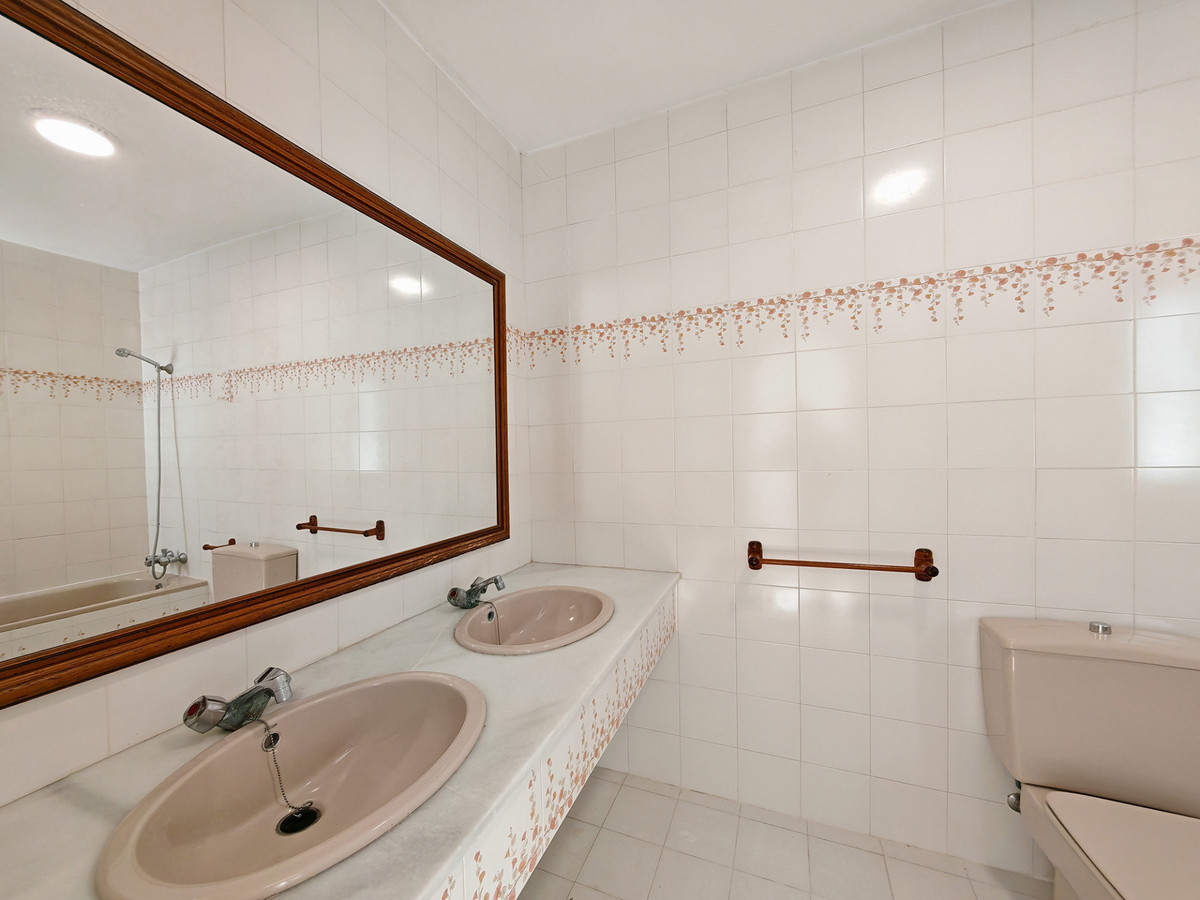 Te koop Herenhuis Costa Del Sol Cabopino € 750.000,-