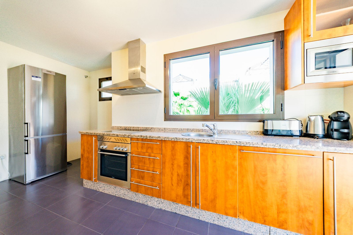 Te koop Penthouse Costa Del Sol Casares Playa € 575.000,-