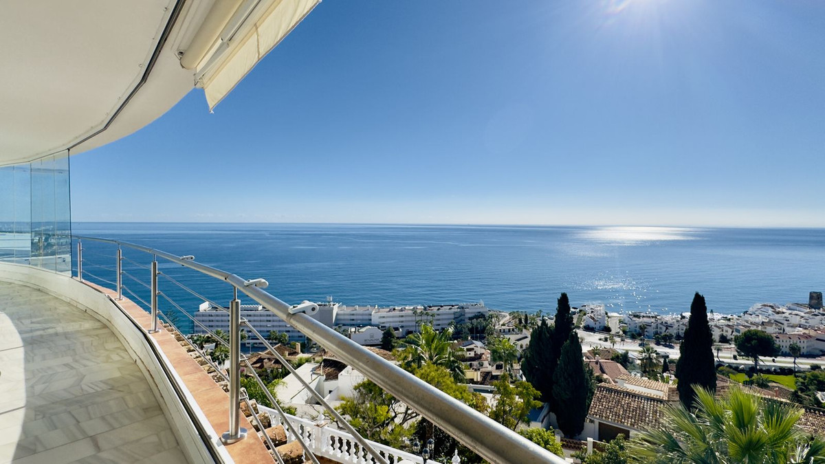 Te koop Vrijstaande Villa Costa Del Sol Benalmadena Costa € 3.200.000,-