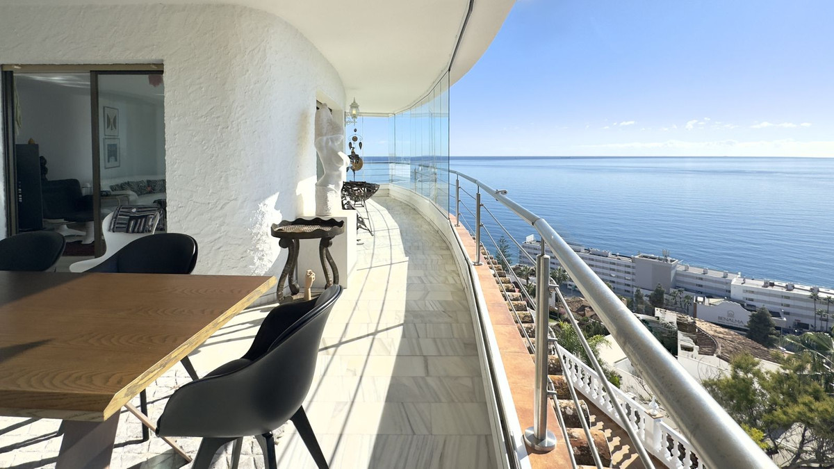 Te koop Vrijstaande Villa Costa Del Sol Benalmadena Costa € 3.200.000,-