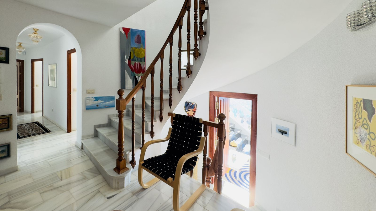 Te koop Vrijstaande Villa Costa Del Sol Benalmadena Costa € 3.200.000,-