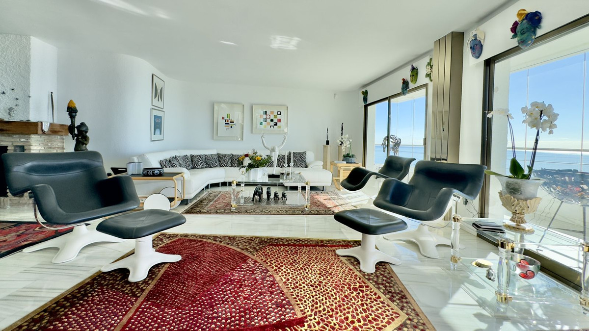 Te koop Vrijstaande Villa Costa Del Sol Benalmadena Costa € 3.200.000,-