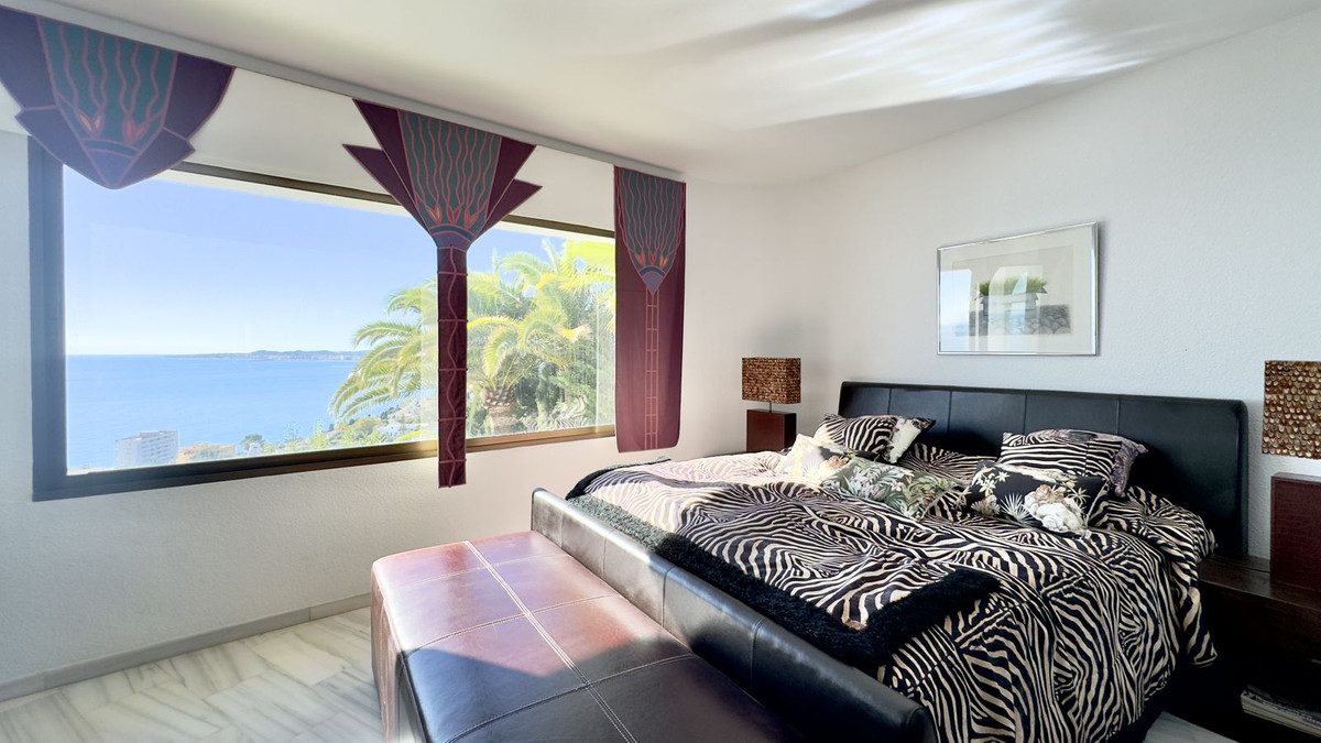 Te koop Vrijstaande Villa Costa Del Sol Benalmadena Costa € 3.200.000,-