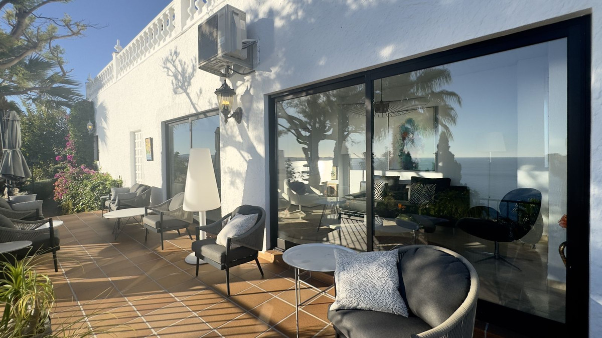 Te koop Vrijstaande Villa Costa Del Sol Benalmadena Costa € 3.200.000,-