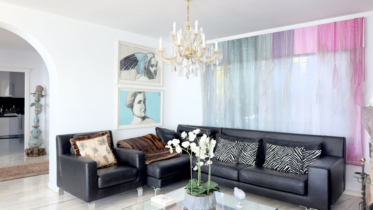 Te koop Vrijstaande Villa Costa Del Sol Benalmadena Costa € 3.200.000,-