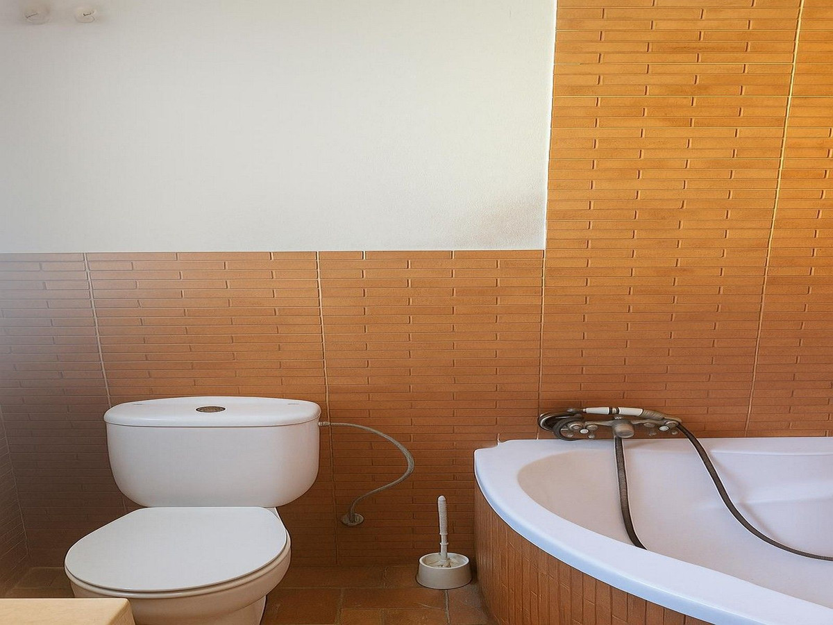 Te koop Herenhuis Costa Del Sol Bel Air € 350.000,-