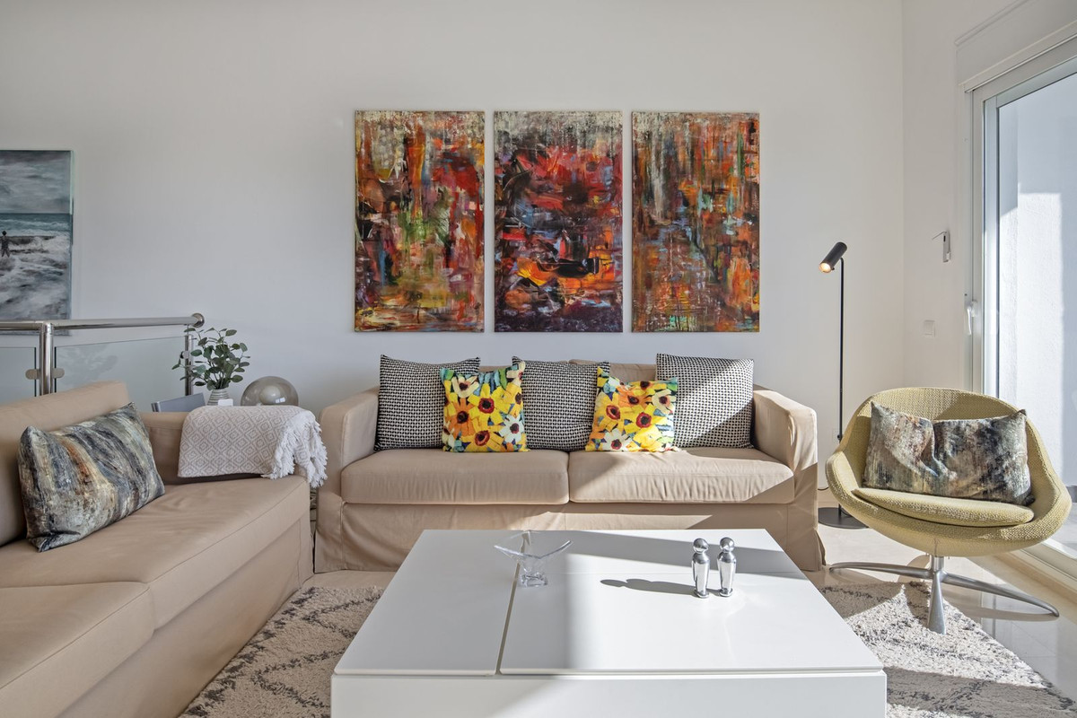 Te koop Half vrijstaand huis Costa Del Sol Nueva Andalucía € 995.000,-