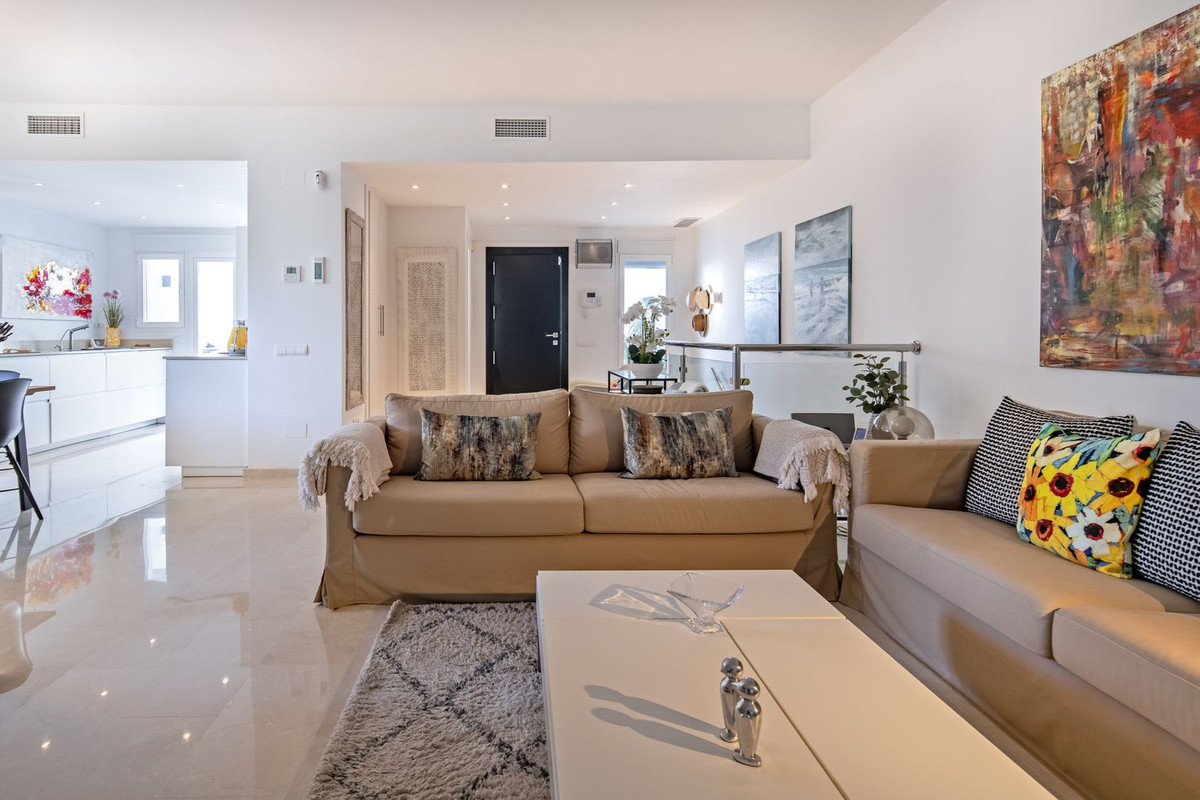 Te koop Half vrijstaand huis Costa Del Sol Nueva Andalucía € 995.000,-