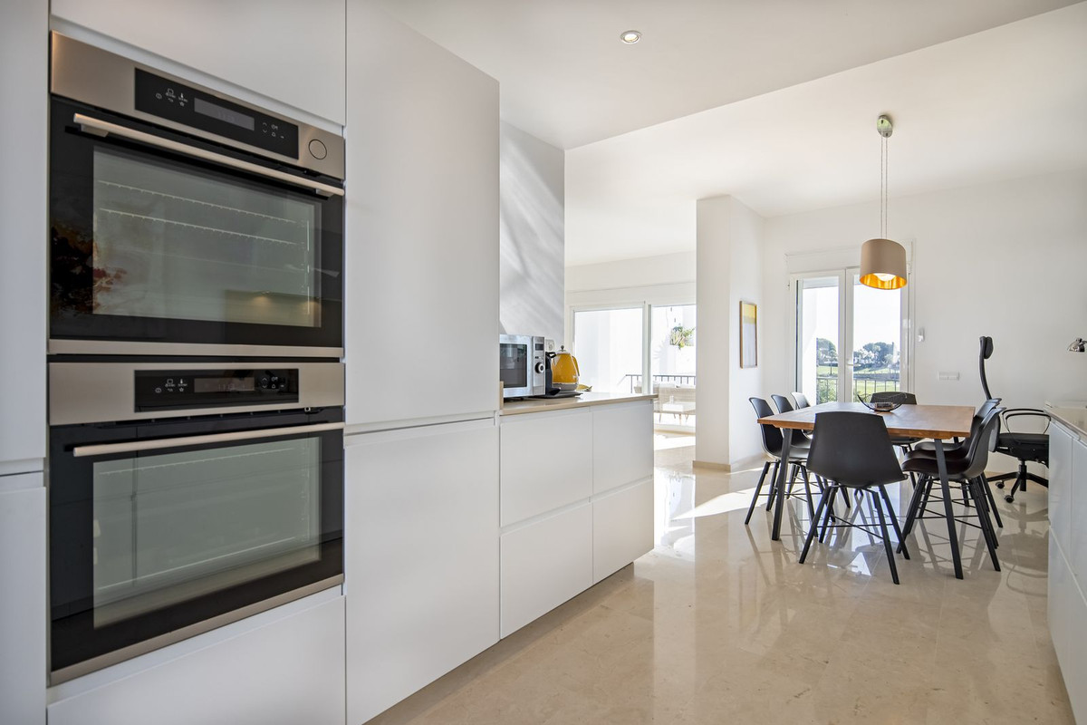 Te koop Half vrijstaand huis Costa Del Sol Nueva Andalucía € 995.000,-