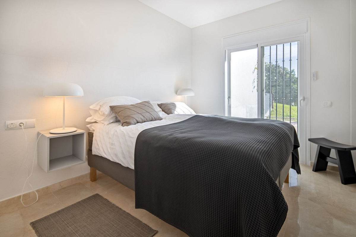 Te koop Half vrijstaand huis Costa Del Sol Nueva Andalucía € 995.000,-