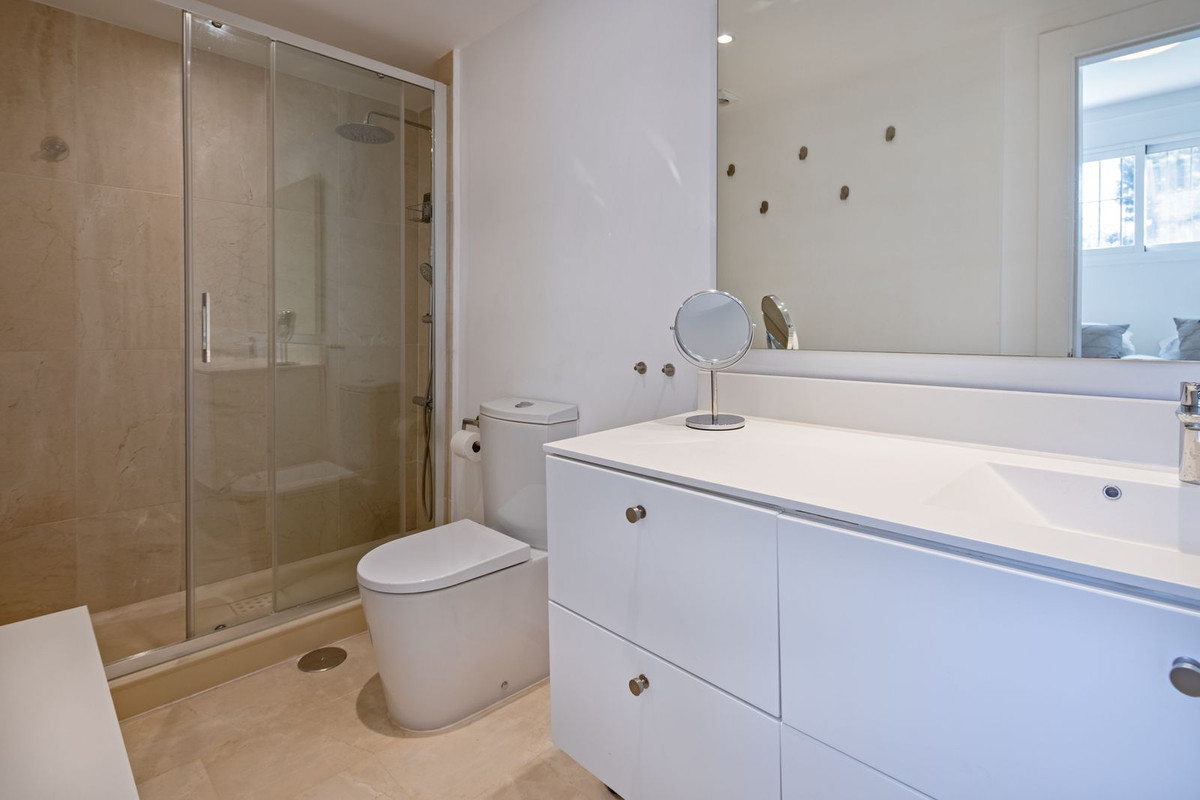 Te koop Half vrijstaand huis Costa Del Sol Nueva Andalucía € 995.000,-