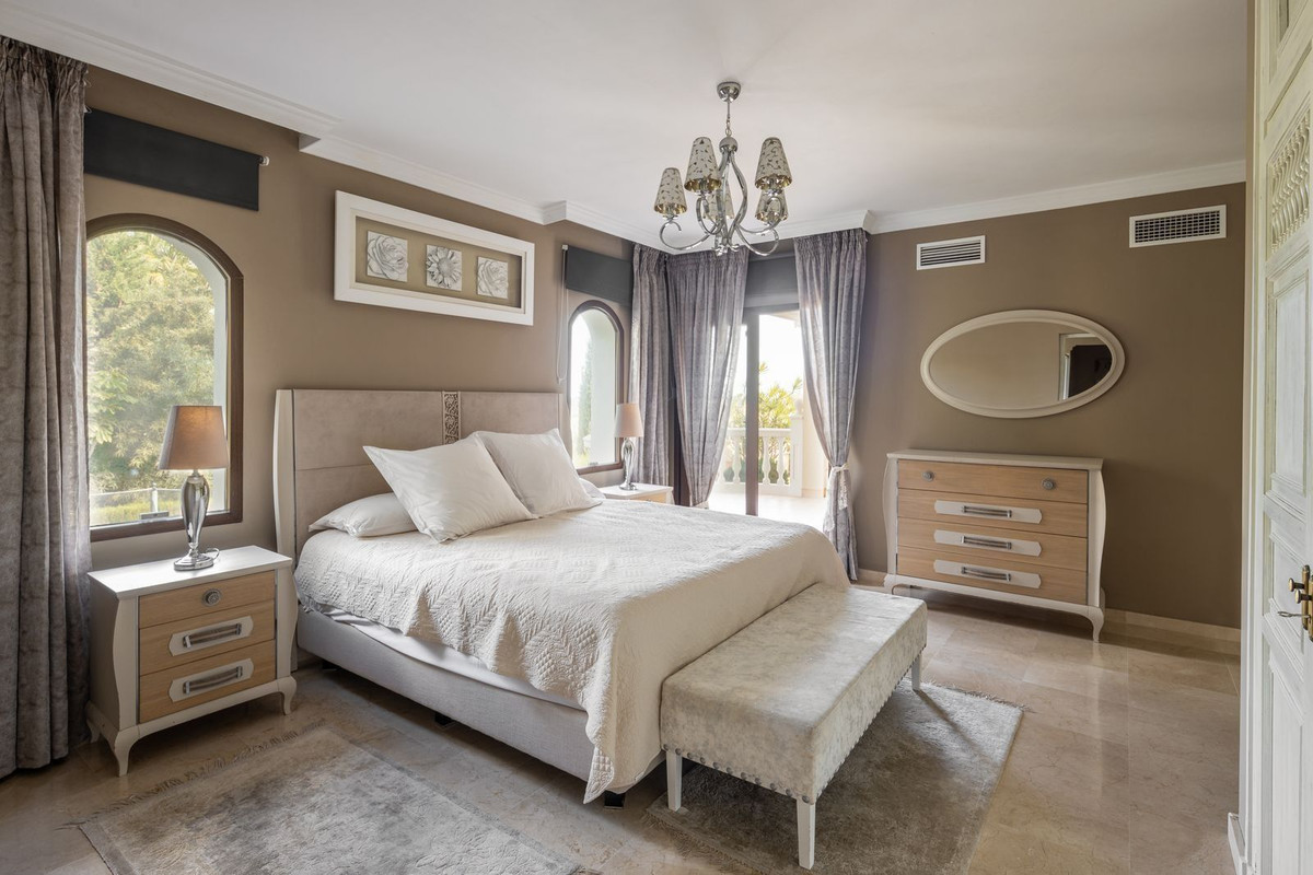 Te koop Vrijstaande Villa Costa Del Sol El Paraiso € 1.690.000,-