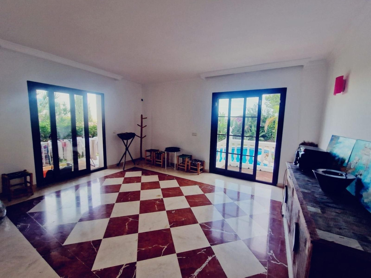 Te koop Vrijstaande Villa Costa Del Sol El Paraiso € 1.690.000,-