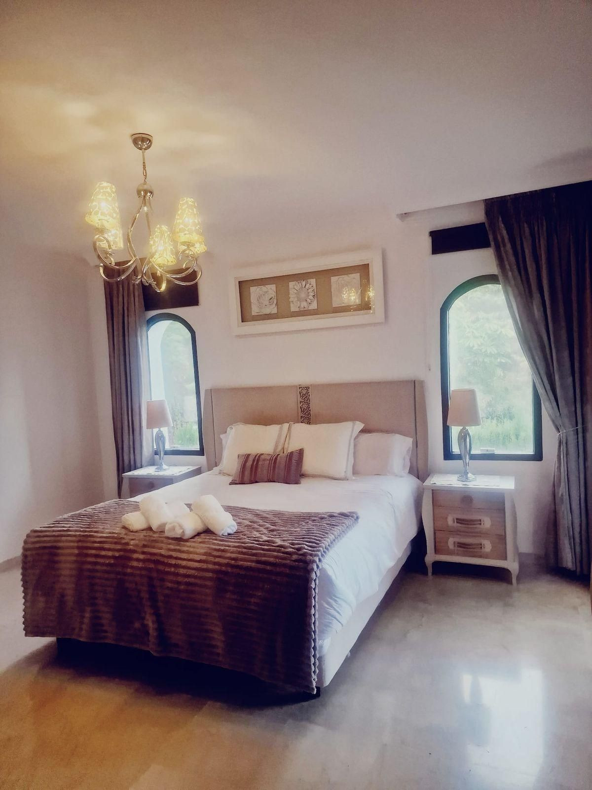 Te koop Vrijstaande Villa Costa Del Sol El Paraiso € 1.690.000,-