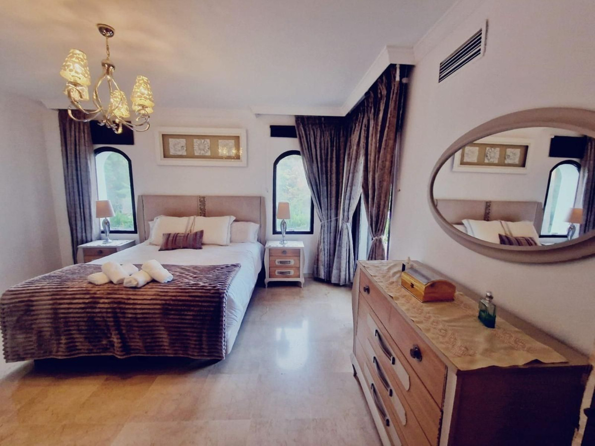 Te koop Vrijstaande Villa Costa Del Sol El Paraiso € 1.690.000,-