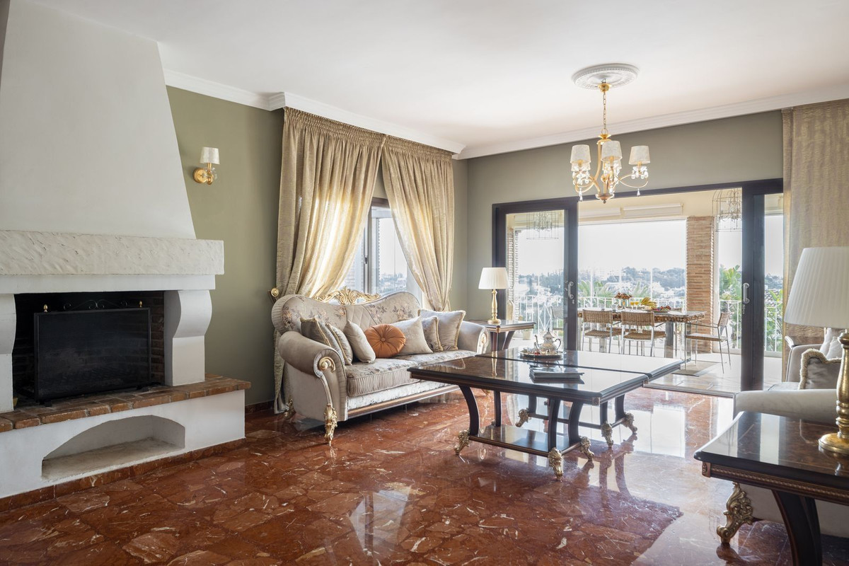 Te koop Vrijstaande Villa Costa Del Sol El Paraiso € 1.690.000,-