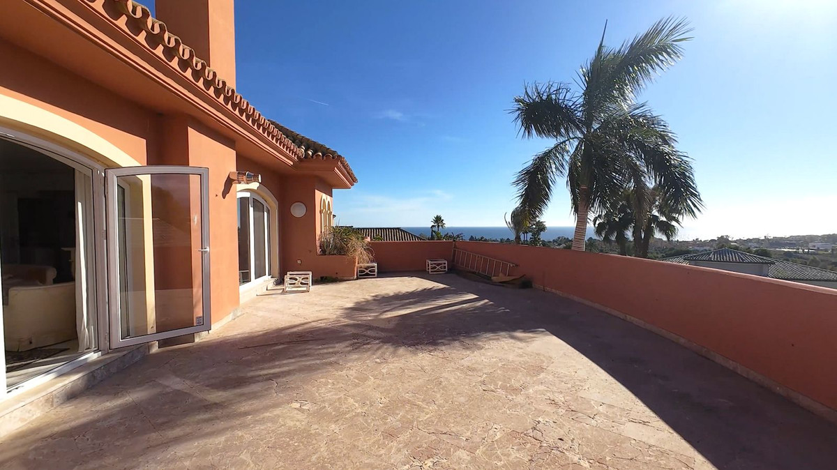 Te koop Vrijstaande Villa Costa Del Sol El Paraiso € 5.995.000,-