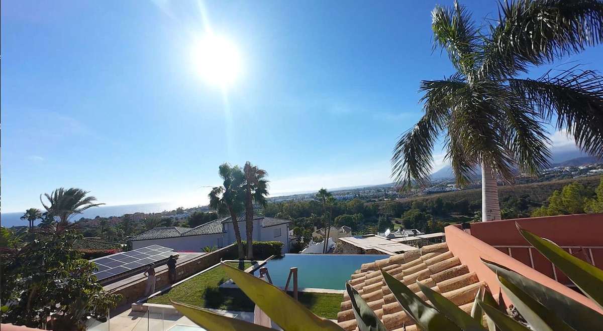 Te koop Vrijstaande Villa Costa Del Sol El Paraiso € 5.995.000,-