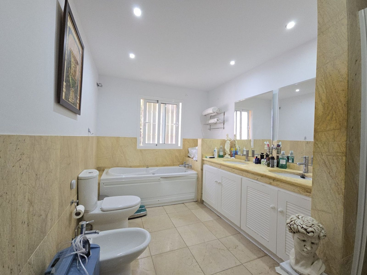 Te koop Vrijstaande Villa Costa Del Sol Riviera Del Sol € 795.000,-