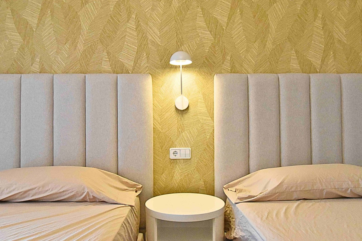 Te koop Middle Floor Apartment Costa Del Sol Casares Playa € 380.000,-