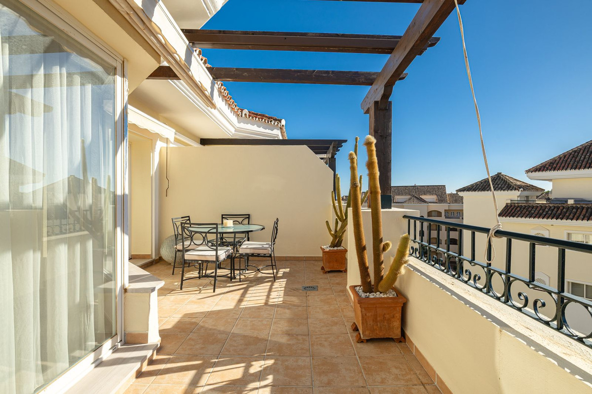 Te koop Penthouse Duplex Costa Del Sol Elviria € 1.250.000,-