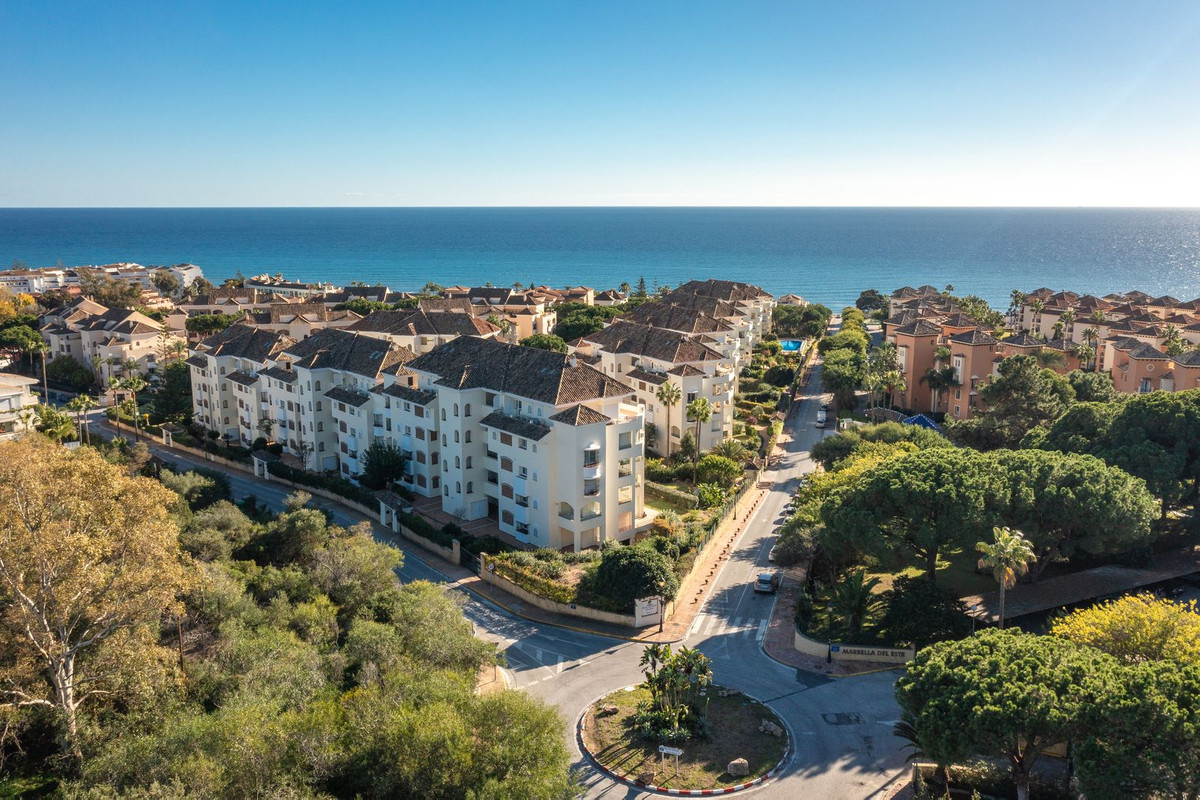 Te koop Penthouse Duplex Costa Del Sol Elviria € 1.250.000,-