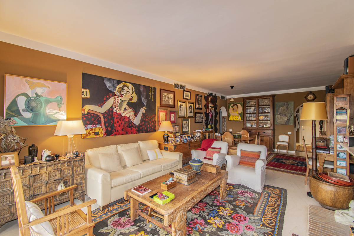 Te koop Gelijkvloers appartement Costa Del Sol Atalaya € 550.000,-