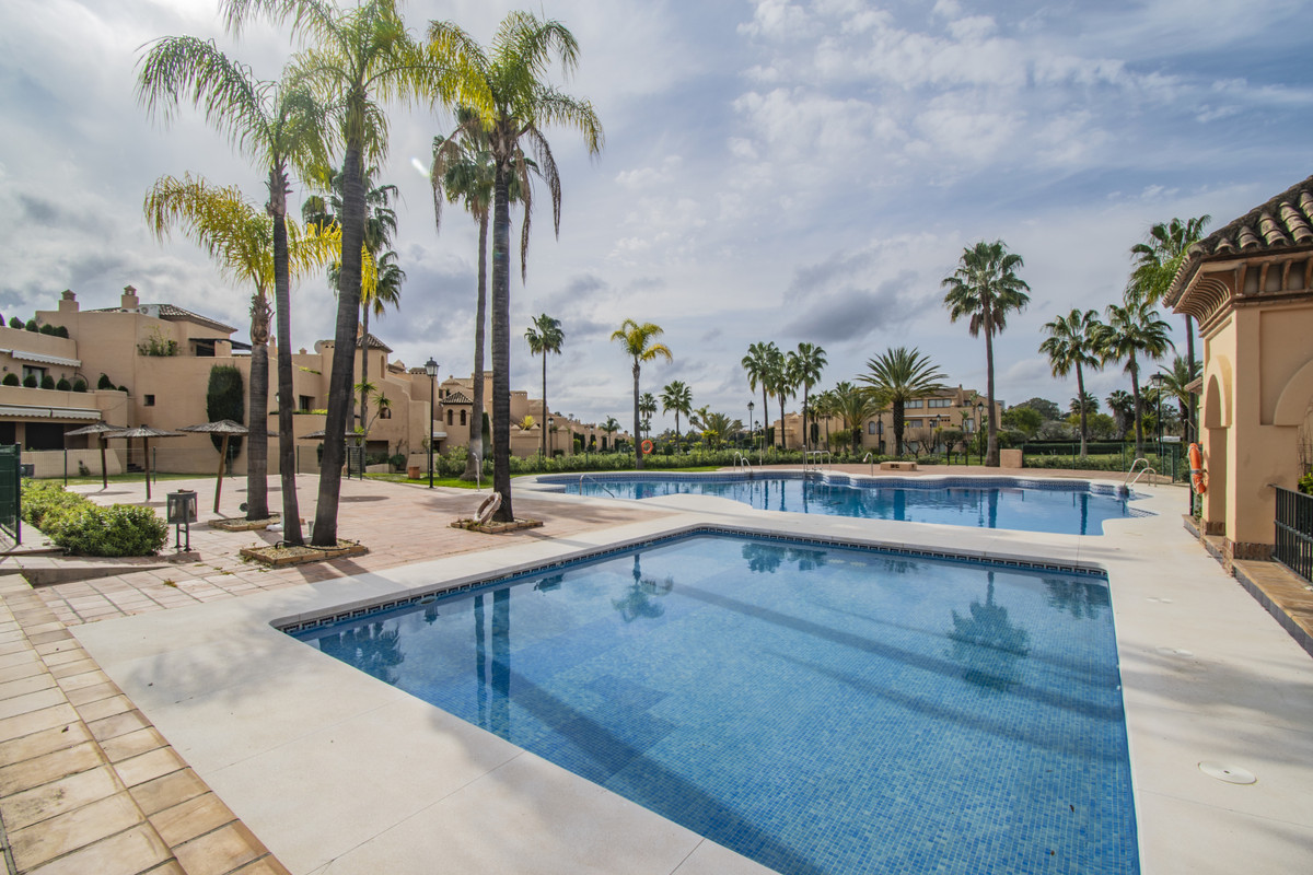 Te koop Gelijkvloers appartement Costa Del Sol Atalaya € 550.000,-