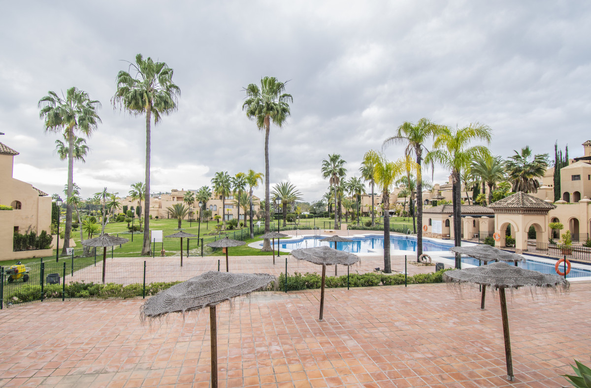 Te koop Gelijkvloers appartement Costa Del Sol Atalaya € 550.000,-
