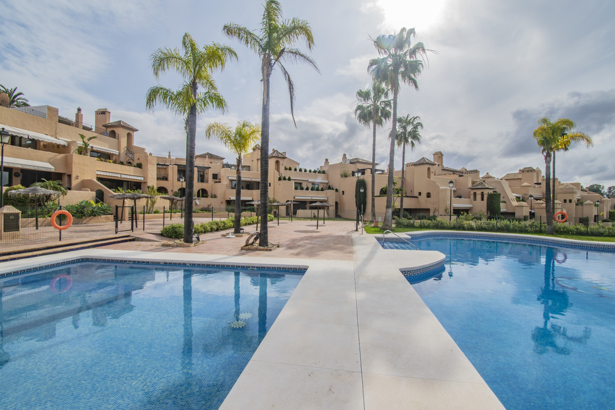 Te koop Gelijkvloers appartement Costa Del Sol Atalaya € 550.000,-