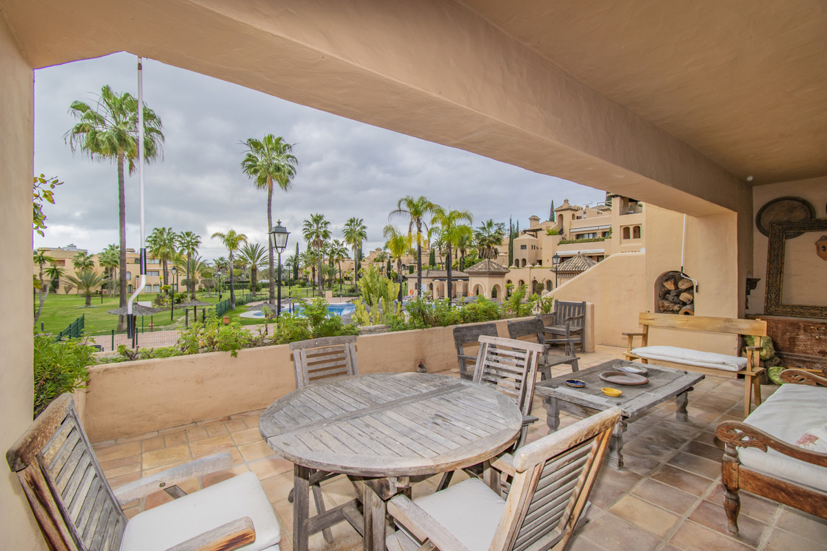 Te koop Gelijkvloers appartement Costa Del Sol Atalaya € 550.000,-