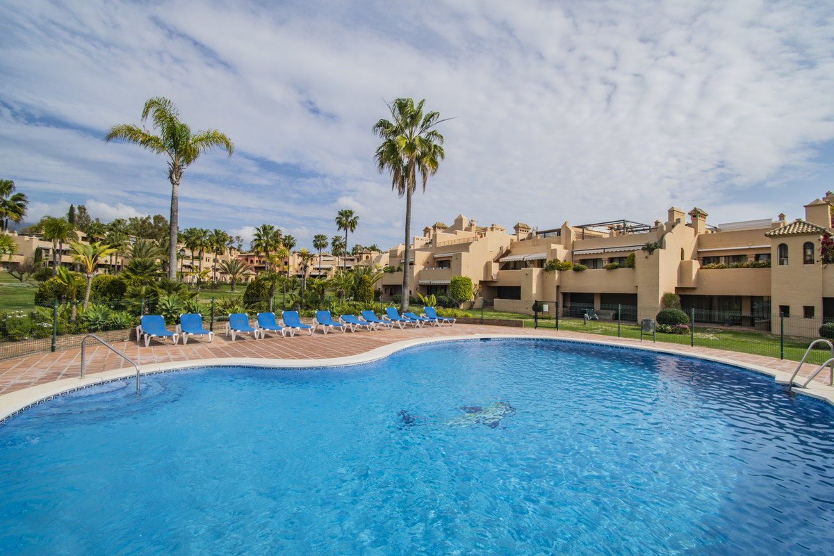 Te koop Gelijkvloers appartement Costa Del Sol Atalaya € 550.000,-