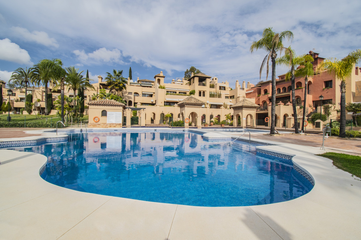 Te koop Gelijkvloers appartement Costa Del Sol Atalaya € 550.000,-
