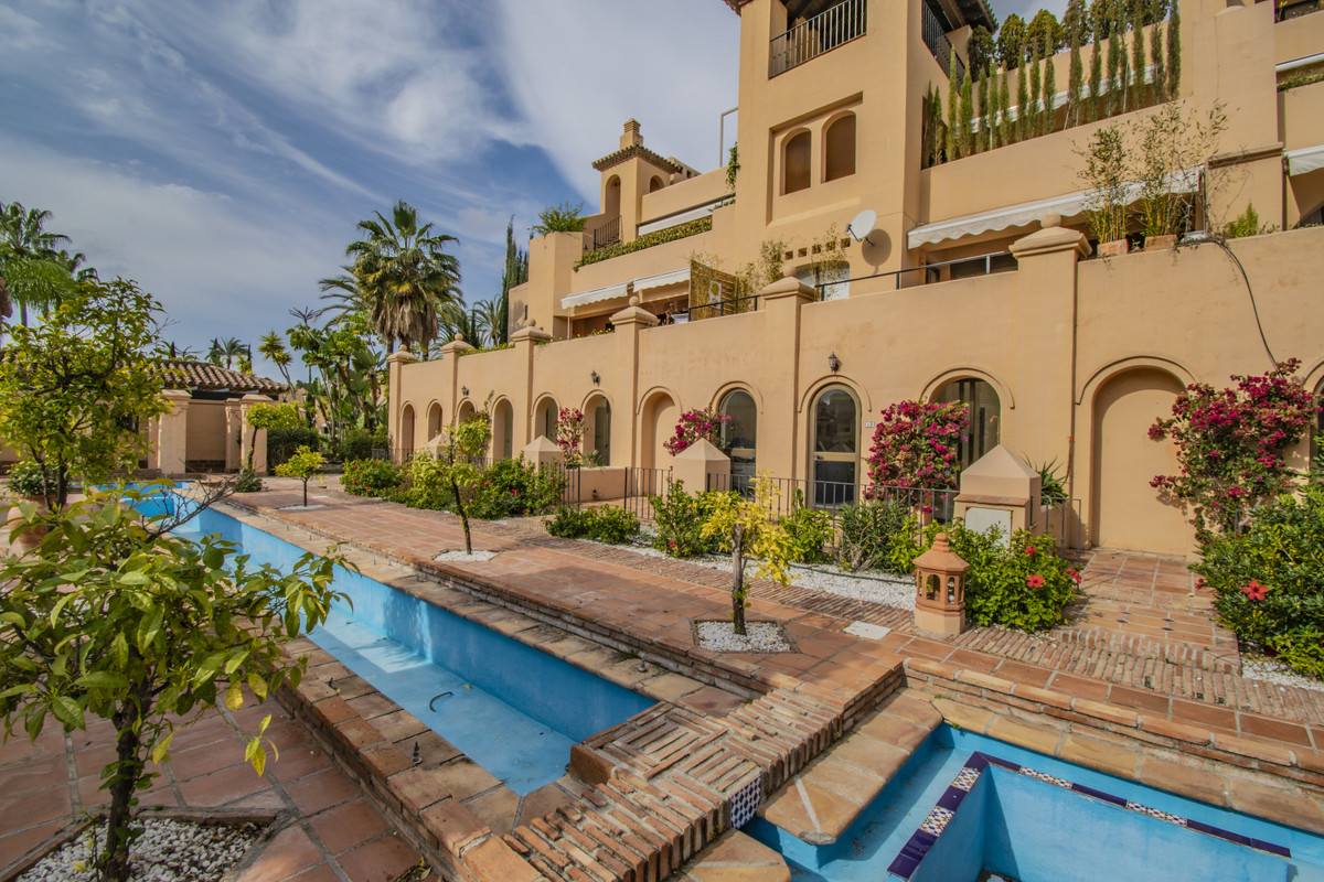 Te koop Gelijkvloers appartement Costa Del Sol Atalaya € 550.000,-