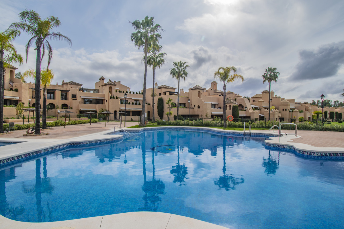 Te koop Gelijkvloers appartement Costa Del Sol Atalaya € 550.000,-