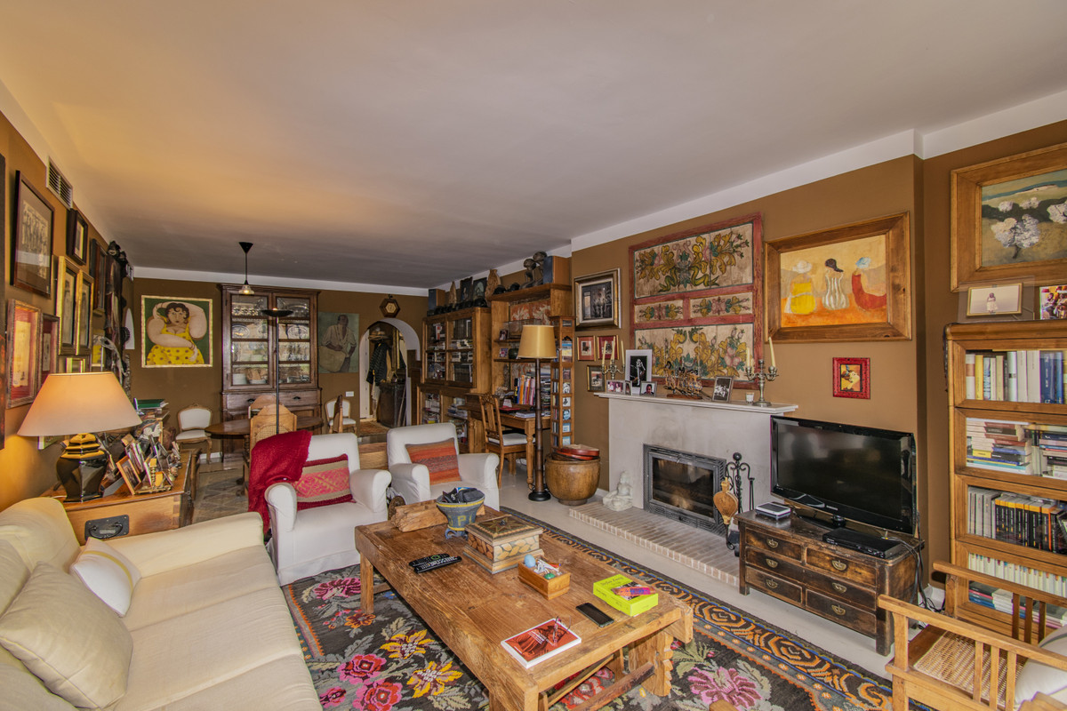 Te koop Gelijkvloers appartement Costa Del Sol Atalaya € 550.000,-