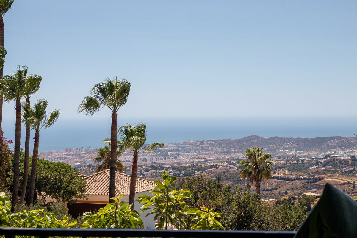 Te koop Half vrijstaand huis Costa Del Sol Mijas € 279.000,-