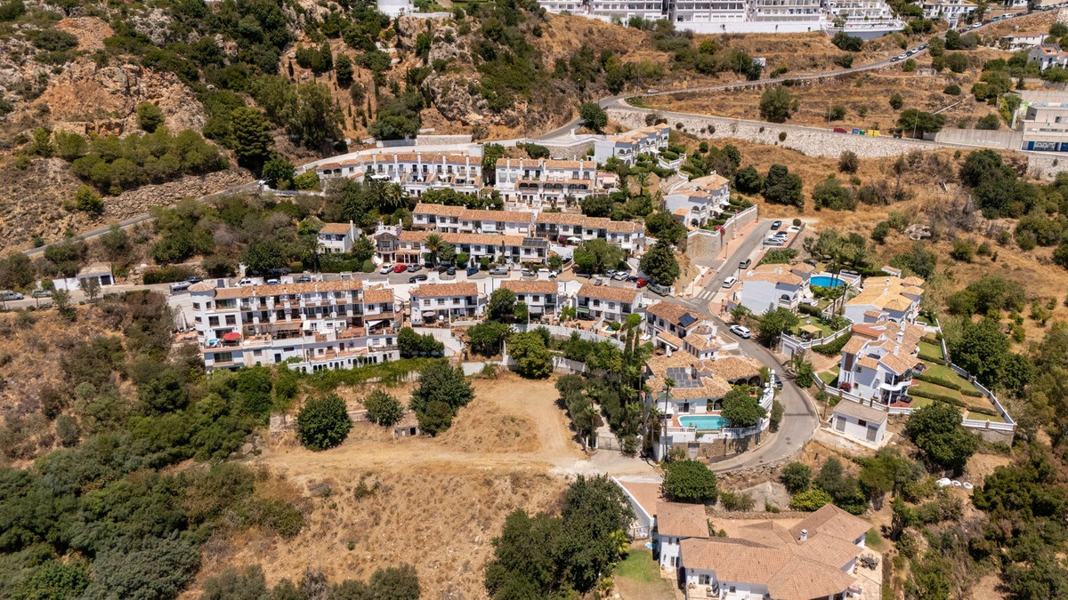 Te koop Half vrijstaand huis Costa Del Sol Mijas € 279.000,-