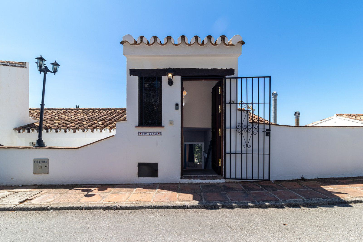 Te koop Half vrijstaand huis Costa Del Sol Mijas € 279.000,-