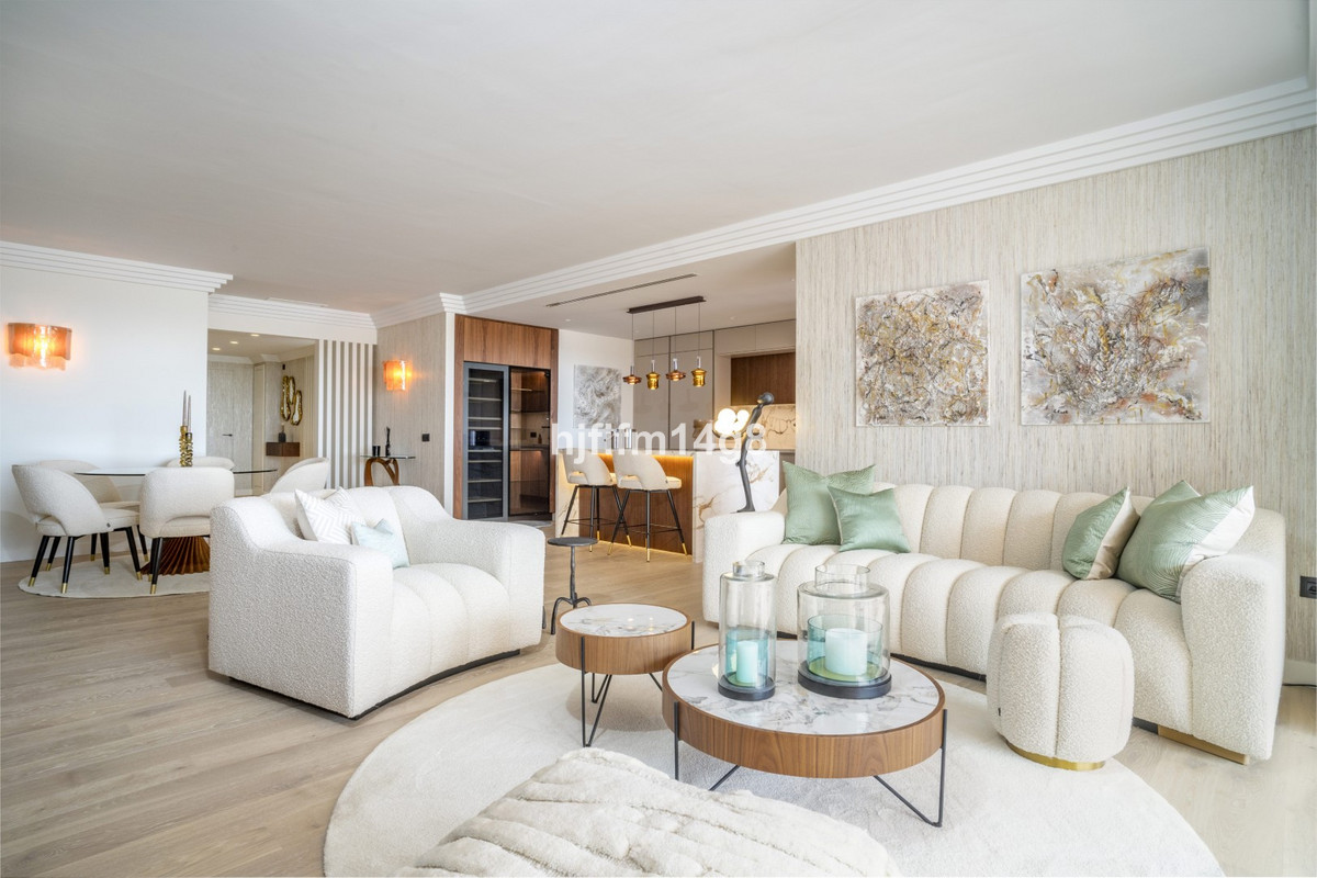 Te koop Middle Floor Apartment Costa Del Sol Nueva Andalucía € 2.690.000,-