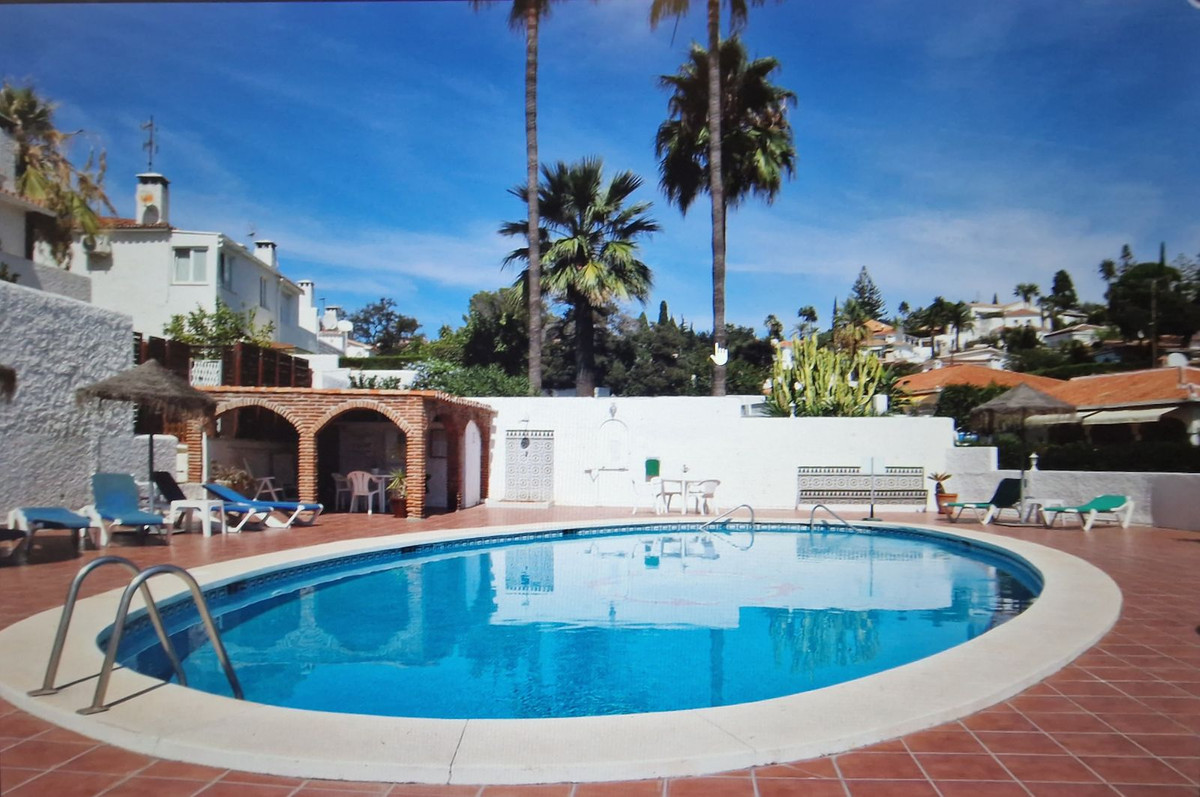 Te koop Herenhuis Costa Del Sol Elviria € 395.000,-