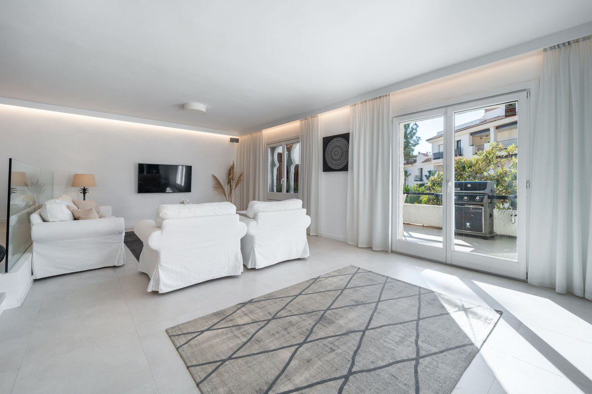 Te koop Herenhuis Costa Del Sol Nueva Andalucía € 1.495.000,-