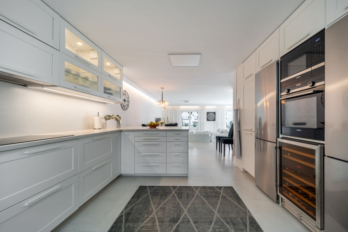 Te koop Herenhuis Costa Del Sol Nueva Andalucía € 1.495.000,-