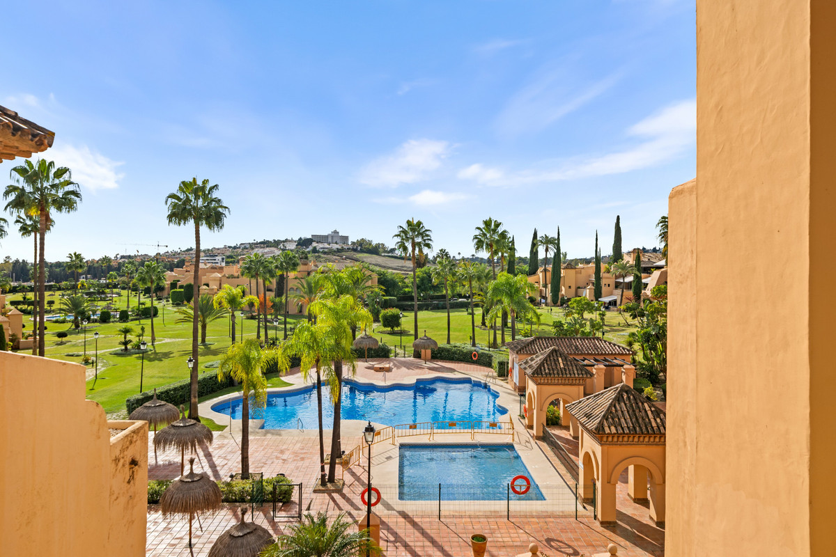 Te koop Penthouse Duplex Costa Del Sol Benahavís € 925.000,-