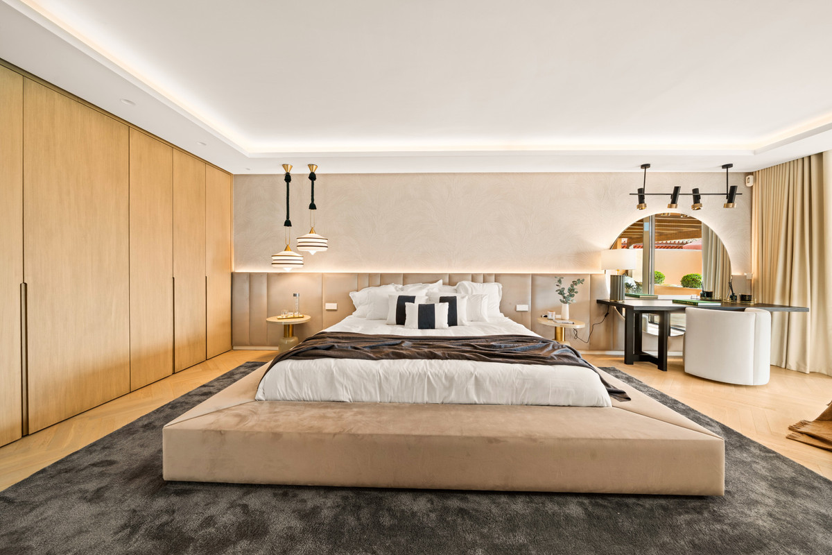 Te koop Penthouse Duplex Costa Del Sol Benahavís € 925.000,-