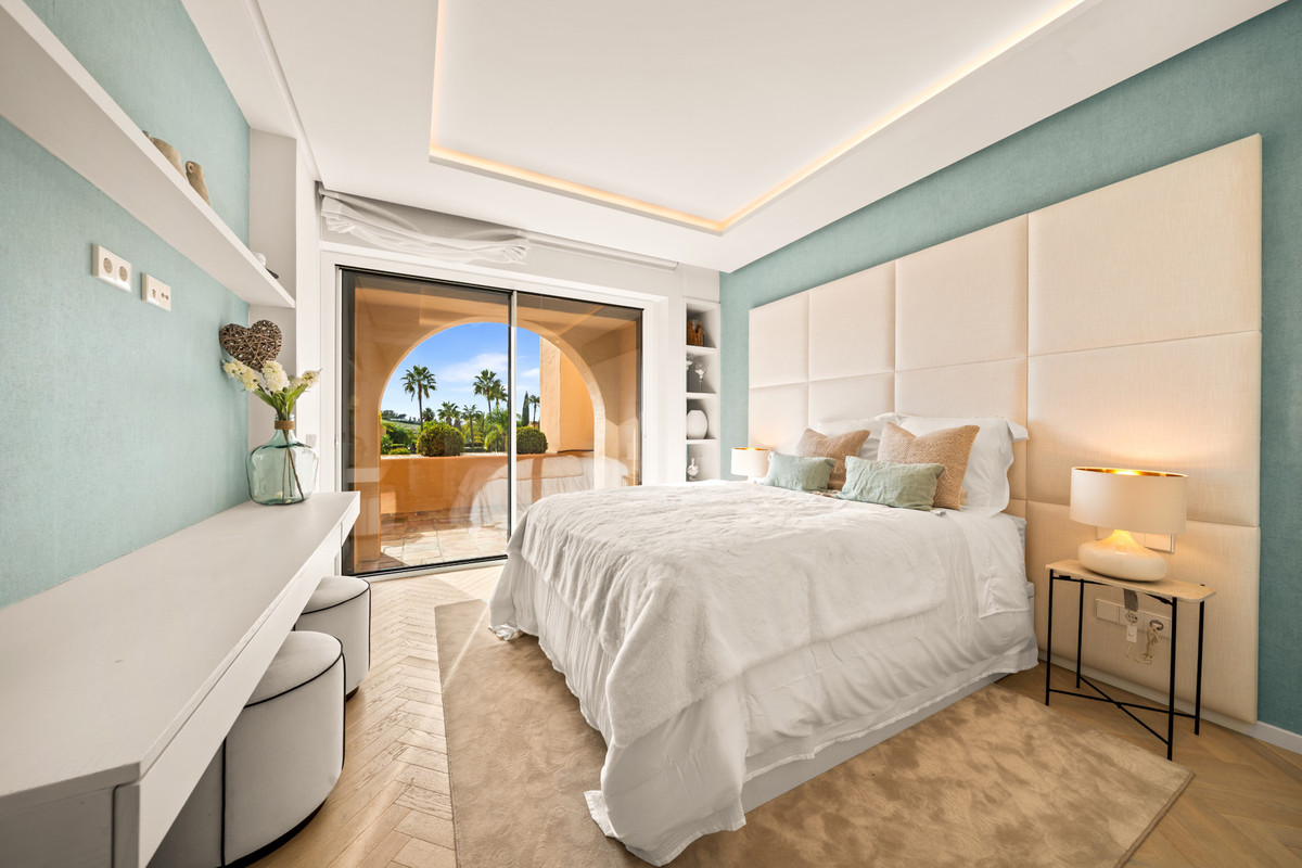 Te koop Penthouse Duplex Costa Del Sol Benahavís € 925.000,-